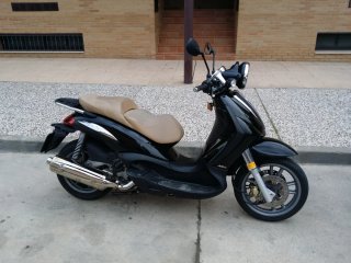 Piaggio Beverly Cruiser 500 Scooter