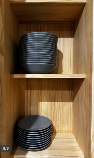 Vajilla de ikea gris