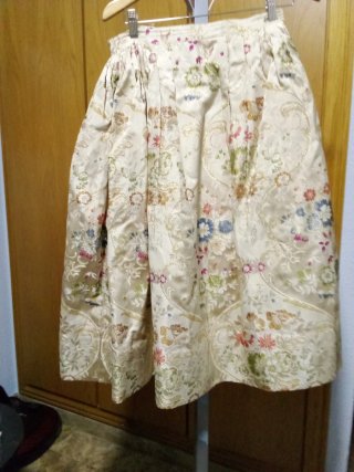 Traje de Fallera Beige y Multicolor