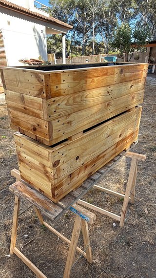 Jardinera de madera apilables