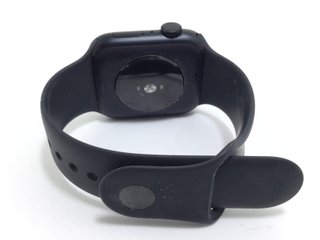 E587469-0 APPLE WATCH SE (2 GENERACION) 44MM (A272