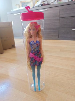 Barbie Cutie Reveal + regalo Barbie