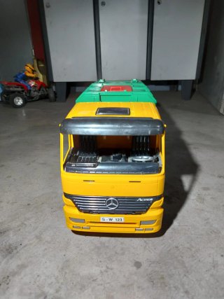 Camión Bruder MAN Reciclaje