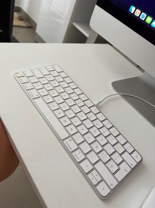 Apple iMac 21.5 2015 Plata