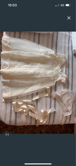 Traje de bautizo para bebé con capota