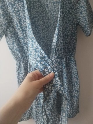 Mono corto Shein floral azul