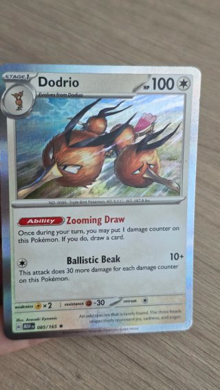 Carta Pokémon TCG Dodrio 085/165 Inglés Holo