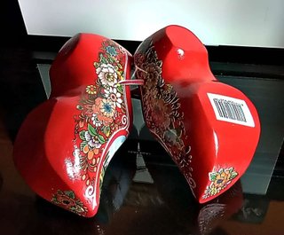Zuecos rojos de Ámsterdam, Paises Bajos