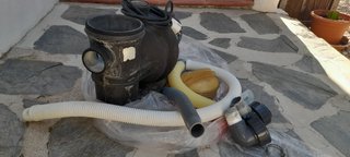 Bomba para piscina con accesorios