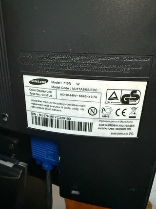 Monitor Samsung SyncMaster 710n Plata/Blanco