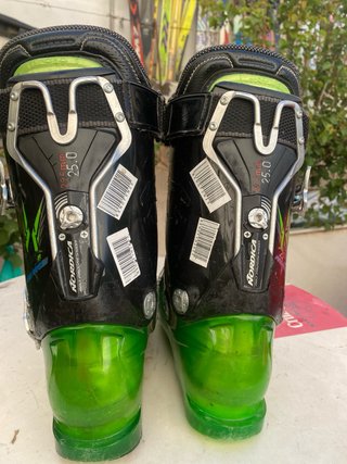 Botas de esquí Nordica verdes