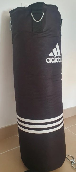 Set Boxeo Adidas: Saco, Guantes y Cadena