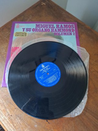 Miguel Ramos y su Órgano Hammond Vol. 2