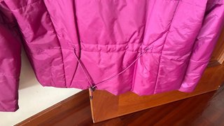 Cazadora rosa acolchada
