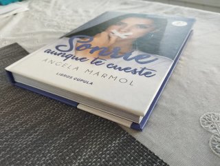 Sonríe aunque te cueste