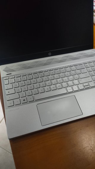 Portátil HP potente ryzen 5