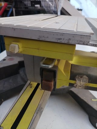 Ingletadora Ryobi