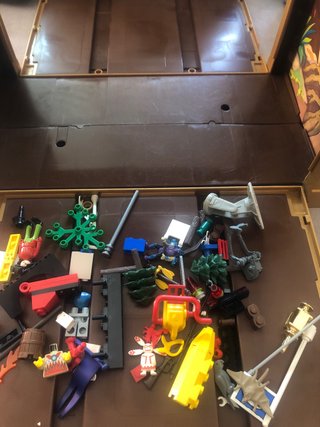 Cofre Playmobil con accesorios