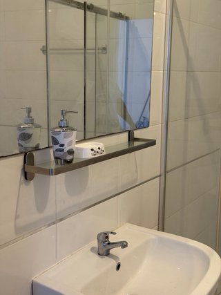 Se alquila una habitación