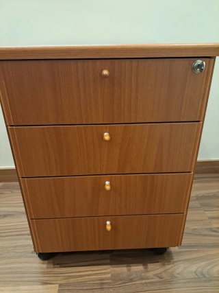 2 Cajoneras con ruedas y cerradura