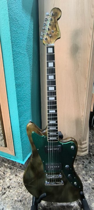 Guitarra Custom Jazzmaster Única