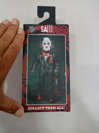Figura Billy The Puppet Saw NECA