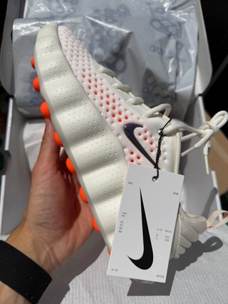 Nike Mind 002 Sail