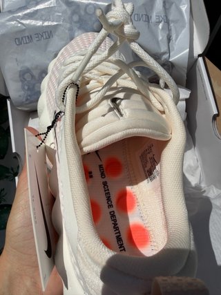 Nike Mind 002 Sail