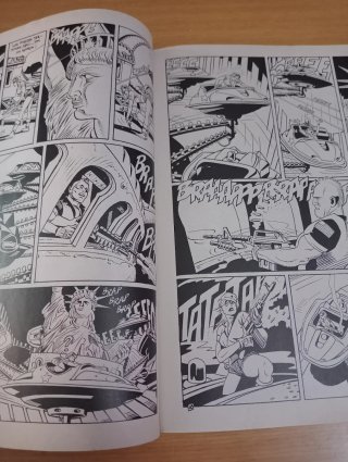 Revista de cómics Zona 84 n⁰ 79