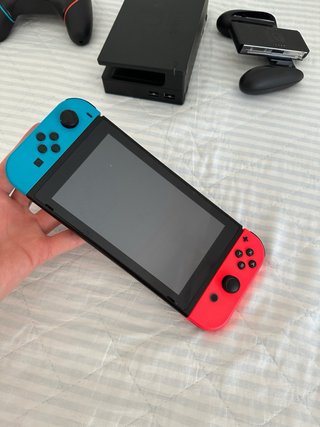 Nintendo Switch Azul y Rojo