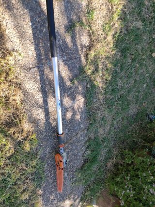 Podadora telescópica Stihl HT 135