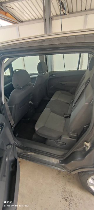 Opel Zafira 2009