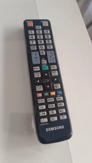 Televisor Samsung 32" FullHD 1080