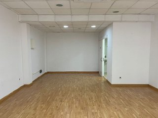 Local comercial en alquiler en Esparreguera