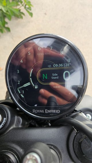 Royal Enfield Guerrilla 450 (Garantía oficial)