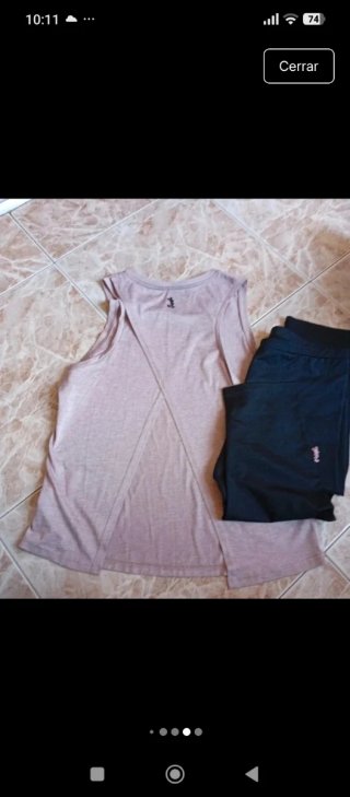 Conjunto deportivo top y pantalón