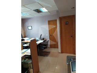 Oficina en venta en Ruta de la Plata en Cáceres