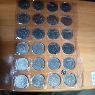 24 Monedas Francesas de 1 Franco