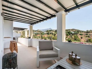 Ático en alquiler en Benahavís