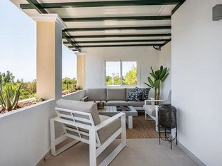 Ático en alquiler en Benahavís