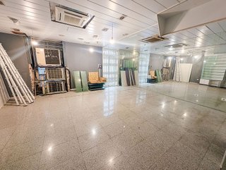 Local comercial en alquiler en Casco Viejo en Bilbao