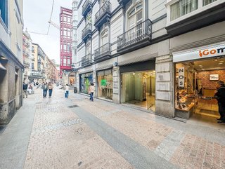 Local comercial en alquiler en Casco Viejo en Bilbao