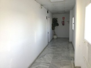 Oficina en alquiler en Palacio de Congresos - Urbadiez - Entrepuentes en Sevilla