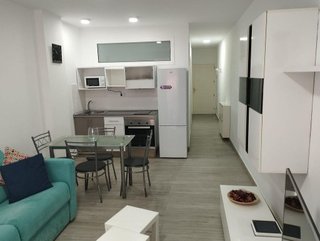 Piso en alquiler en Santa Catalina - Canteras en Palmas de Gran Canaria(Las)
