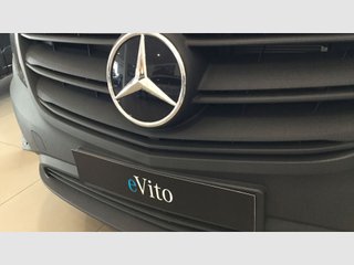 Mercedes-Benz eVito 2025