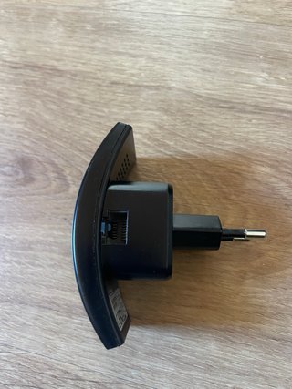 Repetidor WiFi Negro