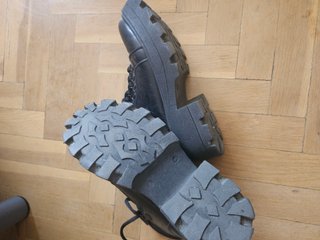 Botines negros con plataforma