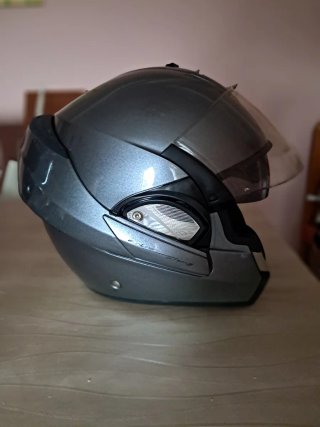 2 Cascos de moto, talla L y XS