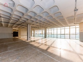 Nave industrial en alquiler en Bellvitge en Hospitalet de Llobregat, L´