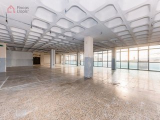 Nave industrial en alquiler en Bellvitge en Hospitalet de Llobregat, L´